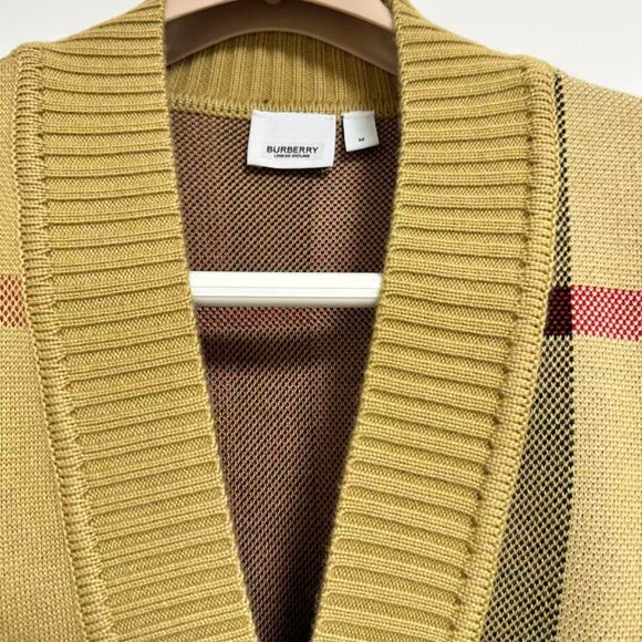 Burberry Vintage Check V-neck cardigan - Picture 11 of 12